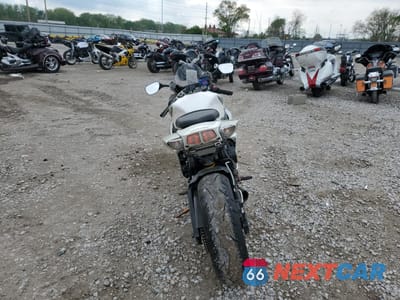 Czwarte zdjęcie samochodu z boku: 2006 SUZUKI GSX-R600 K6 VIN:JS1GN7DA662103944 - miniatura