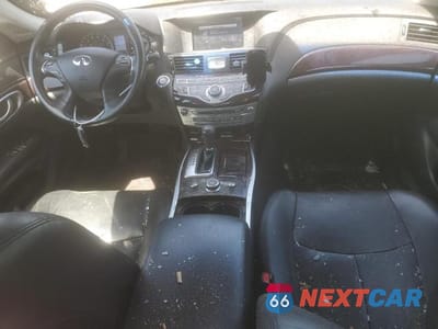 Zdjęcie 8 z 12 samochodu: 2011 INFINITI M37 VIN:JN1BY1AP6BM322644 - miniatura