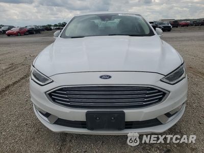 Piąte zdjęcie samochodu w środku: 2017 FORD FUSION SE HYBRID VIN:3FA6P0LU3HR409096 - miniatura