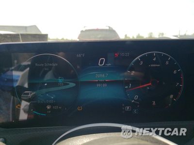 Zdjęcie 9 z 13 samochodu: 2019 MERCEDES-BENZ A 220 4MATIC VIN:WDD3G4FB9KW012985 - miniatura