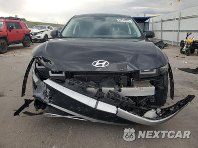 Piąte zdjęcie samochodu w środku: 2024 HYUNDAI IONIQ 5 SEL VIN:KM8KNDDF1RU253328 - miniatura