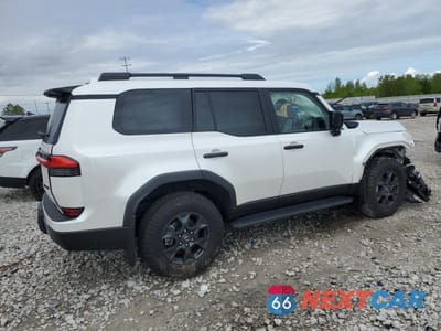 Trzecie zdjęcie samochodu z tyłu: 2024 LEXUS GX 550 PREMIUM/PREMIUM+ VIN:JTJTBCDX0R5025283 - miniatura