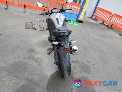 Czwarte zdjęcie samochodu z boku: 2023 KAWASAKI ZR900 F VIN:ML5ZRDF12PDA63167 - miniatura