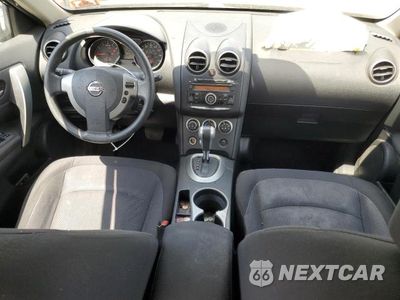 Zdjęcie 8 z 13 samochodu: 2011 NISSAN ROGUE S VIN:JN8AS5MV9BW690885 - miniatura