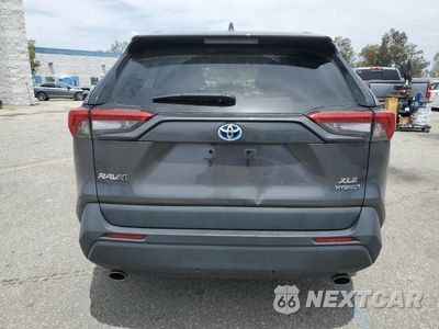 Zdjęcie 6 z 16 samochodu: 2021 TOYOTA RAV4 XLE VIN:4T3RWRFV7MU040056 - miniatura