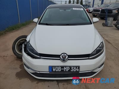 Piąte zdjęcie samochodu w środku: 2019 VOLKSWAGEN GOLF S VIN:3VWG57AU3KM030374 - miniatura