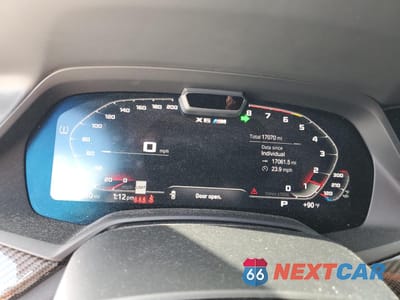 Zdjęcie 9 z 13 samochodu: 2021 BMW X6 M VIN:5YMCY0C0XN9K41642 - miniatura