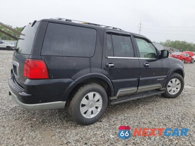 Trzecie zdjęcie samochodu z tyłu: 2004 LINCOLN NAVIGATOR VIN:5LMFU28R44LJ35959 - miniatura