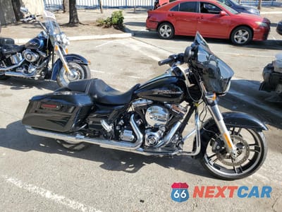 2014 HARLEY-DAVIDSON FLHXS STREET GLIDE SPECIAL 1HD1KRM16EB669874 - główne zdjęcie licytacji z USA - miniatura