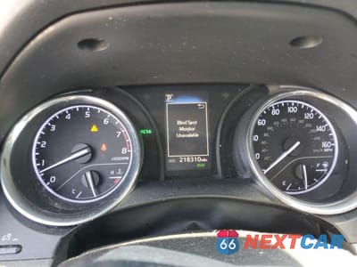 Zdjęcie 9 z 12 samochodu: 2019 TOYOTA CAMRY L VIN:4T1B11HK9KU691554 - miniatura
