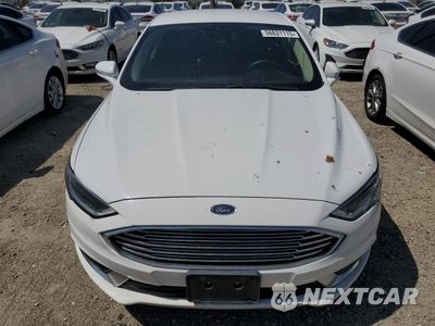 Piąte zdjęcie samochodu w środku: 2018 FORD FUSION SE HYBRID VIN:3FA6P0LU8JR171574 - miniatura
