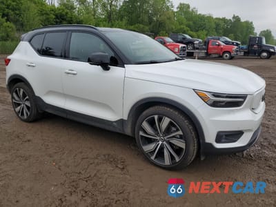Czwarte zdjęcie samochodu z boku: 2021 VOLVO XC40 RECHARGE VIN:YV4ED3UR0M2528181 - miniatura