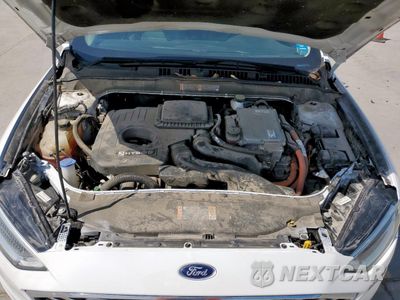 Zdjęcie 11 z 12 samochodu: 2018 FORD FUSION SE HYBRID VIN:3FA6P0LU6JR171654 - miniatura