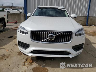 Piąte zdjęcie samochodu w środku: 2021 VOLVO XC90 T6 MOMENTUM VIN:YV4A22PK7M1700144 - miniatura