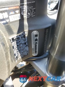 Zdjęcie 8 z 8 samochodu: 2016 KAWASAKI ZX1000 R VIN:JKAZXCR17GA000396 - miniatura