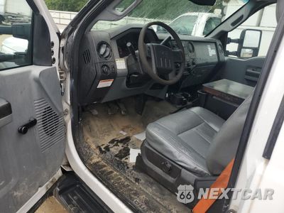 Zdjęcie 8 z 12 samochodu: 2014 FORD F450 SUPER DUTY VIN:1FDUF4GY6EEA62513 - miniatura