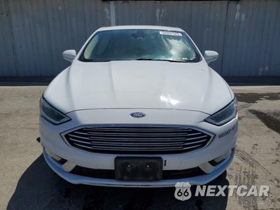 Piąte zdjęcie samochodu w środku: 2017 FORD FUSION SE HYBRID VIN:3FA6P0LU7HR409201 - miniatura