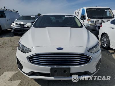 Piąte zdjęcie samochodu w środku: 2019 FORD FUSION SE VIN:3FA6P0LU6KR263994 - miniatura