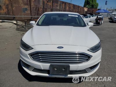 Piąte zdjęcie samochodu w środku: 2018 FORD FUSION SE HYBRID VIN:3FA6P0LU0JR172136 - miniatura