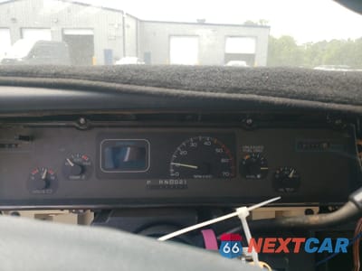 Zdjęcie 9 z 14 samochodu: 1992 CHEVROLET CAPRICE VIN:1G1BL5374NR144135 - miniatura