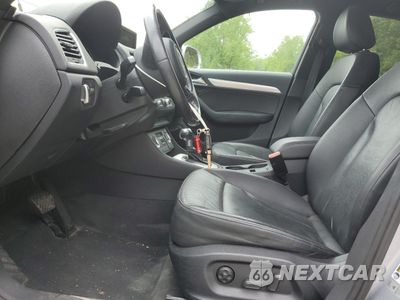 Zdjęcie 7 z 15 samochodu: 2015 AUDI Q3 PRESTIGE VIN:WA1GFCFS5FR009105 - miniatura