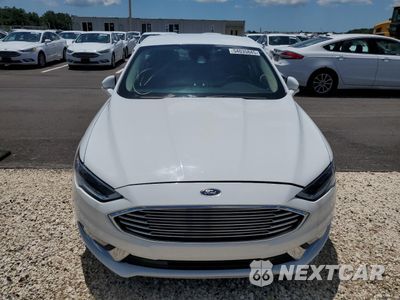 Piąte zdjęcie samochodu w środku: 2017 FORD FUSION SE HYBRID VIN:3FA6P0LU6HR409254 - miniatura