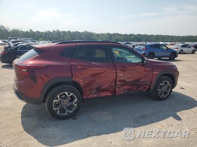 Trzecie zdjęcie samochodu z tyłu: 2025 CHEVROLET TRAX 1LT VIN:KL77LHEP7SC187018 - miniatura