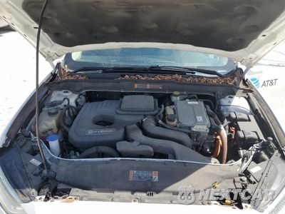 Zdjęcie 11 z 12 samochodu: 2017 FORD FUSION SE HYBRID VIN:3FA6P0LU2HR359565 - miniatura