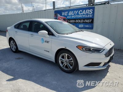 Czwarte zdjęcie samochodu z boku: 2018 FORD FUSION SE HYBRID VIN:3FA6P0LU3JR278712 - miniatura