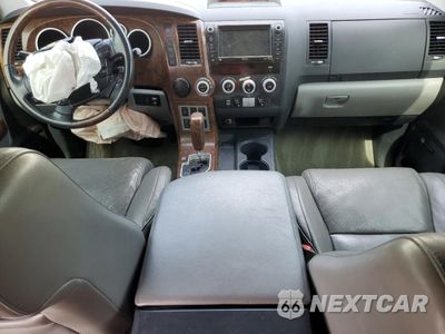 Zdjęcie 8 z 16 samochodu: 2010 TOYOTA SEQUOIA PLATINUM VIN:5TDYY5G19AS030877 - miniatura