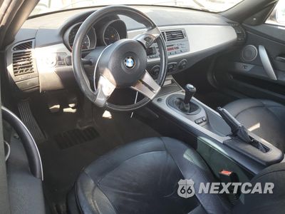 Zdjęcie 8 z 12 samochodu: 2004 BMW Z4 2.5 VIN:4USBT33534LR67886 - miniatura