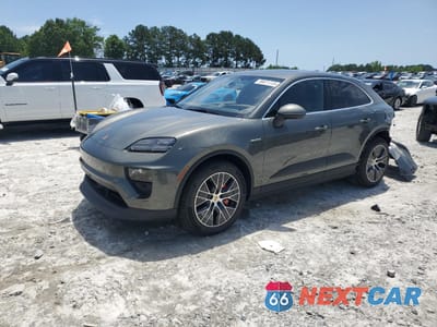 2025 PORSCHE MACAN 4S WP1AB2XA8SL152338 - główne zdjęcie licytacji z USA - miniatura