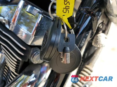 Zdjęcie 8 z 9 samochodu: 2011 HARLEY-DAVIDSON FLHX VIN:1HD1KBM34BB650471 - miniatura