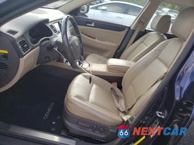 Zdjęcie 7 z 14 samochodu: 2013 HYUNDAI GENESIS 3.8L VIN:KMHGC4DD2DU213570 - miniatura
