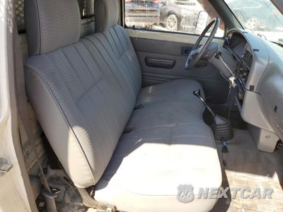 Zdjęcie 11 z 15 samochodu: 1990 TOYOTA PICKUP CAB CHASSIS SUPER LONG WHEELBAS VIN:JT5VN94T8L0017662 - miniatura