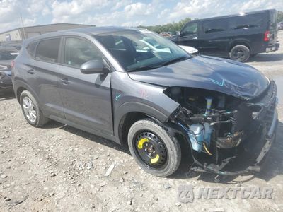 Czwarte zdjęcie samochodu z boku: 2019 HYUNDAI TUCSON SE VIN:KM8J2CA40KU906951 - miniatura