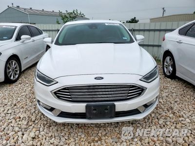 Piąte zdjęcie samochodu w środku: 2017 FORD FUSION SE HYBRID VIN:3FA6P0LU0HR409556 - miniatura