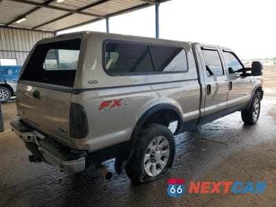 Trzecie zdjęcie samochodu z tyłu: 2005 FORD F250 SUPER DUTY VIN:1FTSW21P95EB20761 - miniatura
