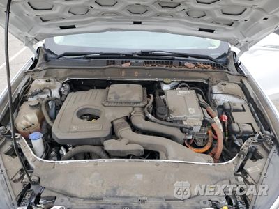 Zdjęcie 11 z 12 samochodu: 2018 FORD FUSION SE HYBRID VIN:3FA6P0LU4JR278640 - miniatura