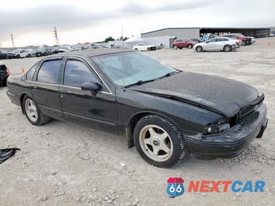 Czwarte zdjęcie samochodu z boku: 1994 CHEVROLET CAPRICE CLASSIC LS VIN:1G1BN52P8RR162011 - miniatura