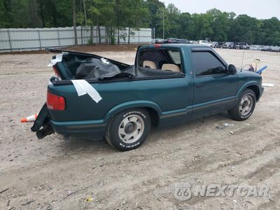 Trzecie zdjęcie samochodu z tyłu: 1996 GMC SONOMA VIN:1GTCS1442TK509493 - miniatura