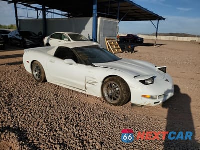 Czwarte zdjęcie samochodu z boku: 1999 CHEVROLET CORVETTE VIN:1G1YY32G8X5115278 - miniatura