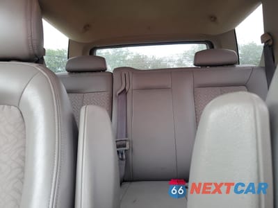 Zdjęcie 10 z 13 samochodu: 2006 SATURN VUE VIN:5GZCZ534X6S807040 - miniatura