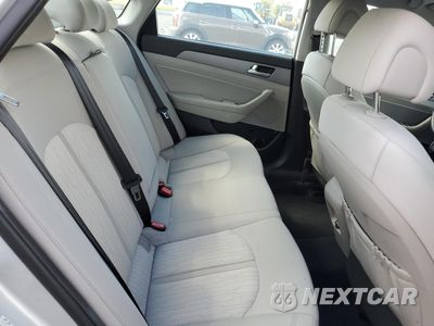 Zdjęcie 10 z 12 samochodu: 2016 HYUNDAI SONATA HYBRID VIN:KMHE24L11GA040275 - miniatura