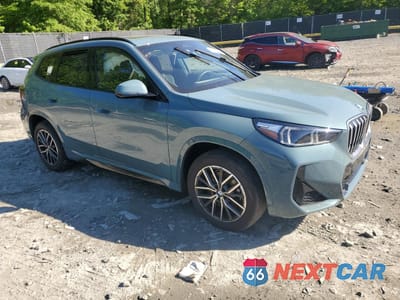 Czwarte zdjęcie samochodu z boku: 2023 BMW X1 XDRIVE28I VIN:WBX73EF05P5W93027 - miniatura