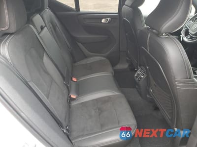 Zdjęcie 11 z 13 samochodu: 2021 VOLVO XC40 RECHARGE VIN:YV4ED3UR0M2528181 - miniatura