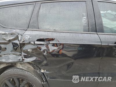 Zdjęcie 10 z 12 samochodu: 2017 FORD ESCAPE SE VIN:1FMCU9GD4HUC25553 - miniatura