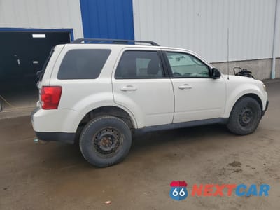 Trzecie zdjęcie samochodu z tyłu: 2010 MAZDA TRIBUTE S VIN:4F2CY9GGXAKM00800 - miniatura