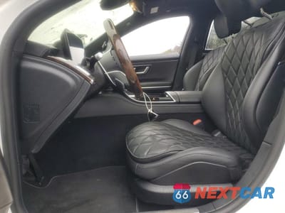 Zdjęcie 7 z 11 samochodu: 2022 MERCEDES-BENZ S 580 4MATIC VIN:W1K6G7GBXNA119705 - miniatura