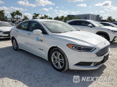 Czwarte zdjęcie samochodu z boku: 2018 FORD FUSION SE HYBRID VIN:3FA6P0LU1JR129912 - miniatura